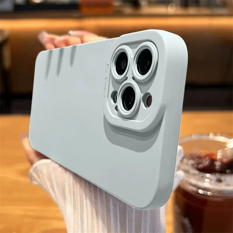 Matowe, miękkie, silikonowe et – Phone Cases That Charge Your Phone recenzja i cena