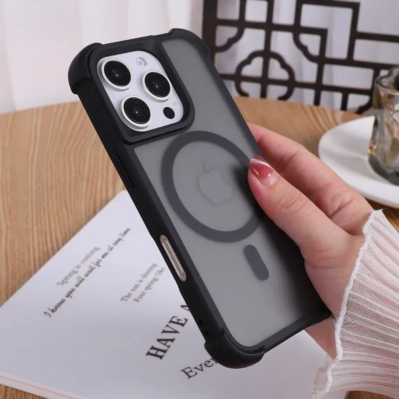 Magnetyczne, luksusowe, matowe – Phone Cases Louis Vuitton recenzja i cena